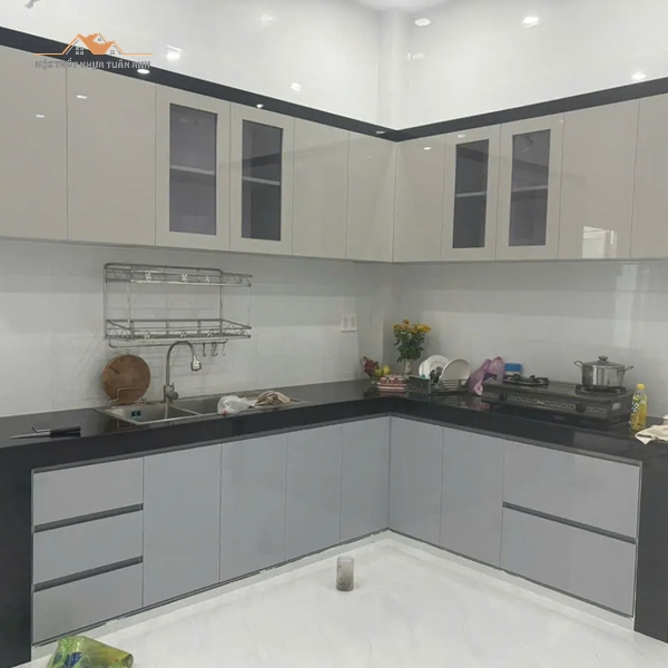 thiết kế hiện đại, dễ vệ sinhTủ bếp nhựa chống mối mọt, bền đẹ