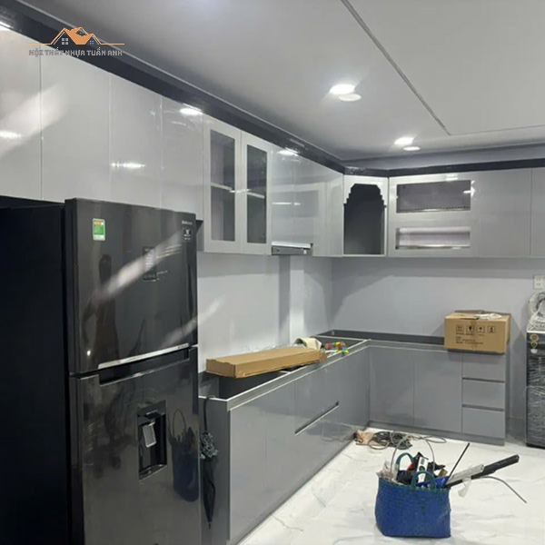 So sánh tủ bếp nhựa phủ acrylic và các loại tủ bếp phổ biến khác